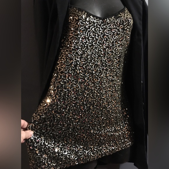 Beautiful Sequin top with adjustable spaghetti straps. - Picture 2 of 16